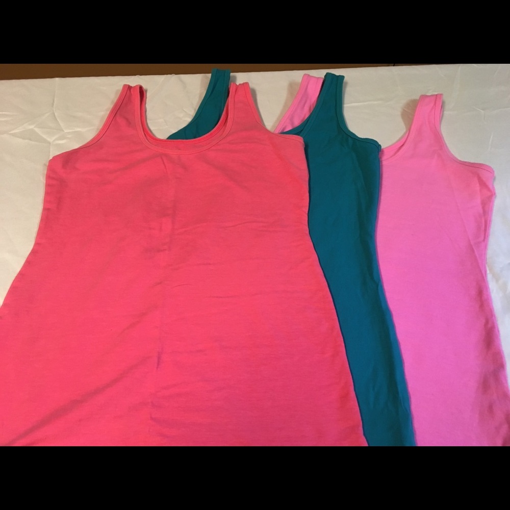 Tank tops three Maurice